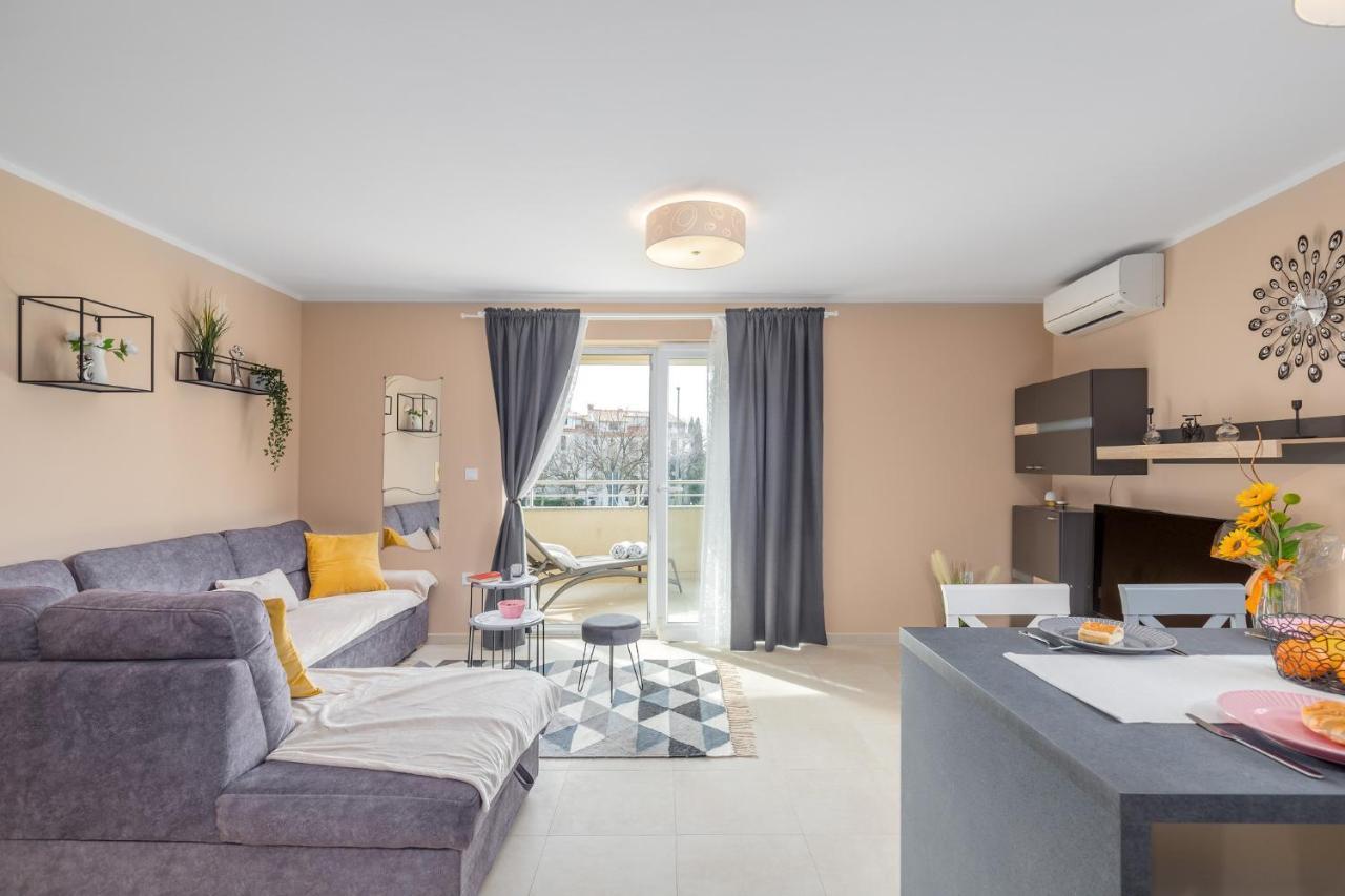 Apartment Andrea Пореч Екстер'єр фото